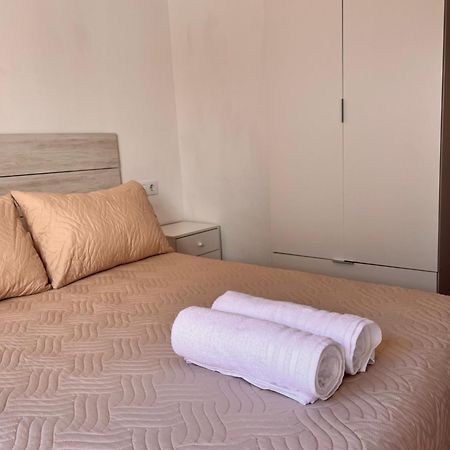 Apartamento La Muralla 2 กอร์โดบา ภายนอก รูปภาพ
