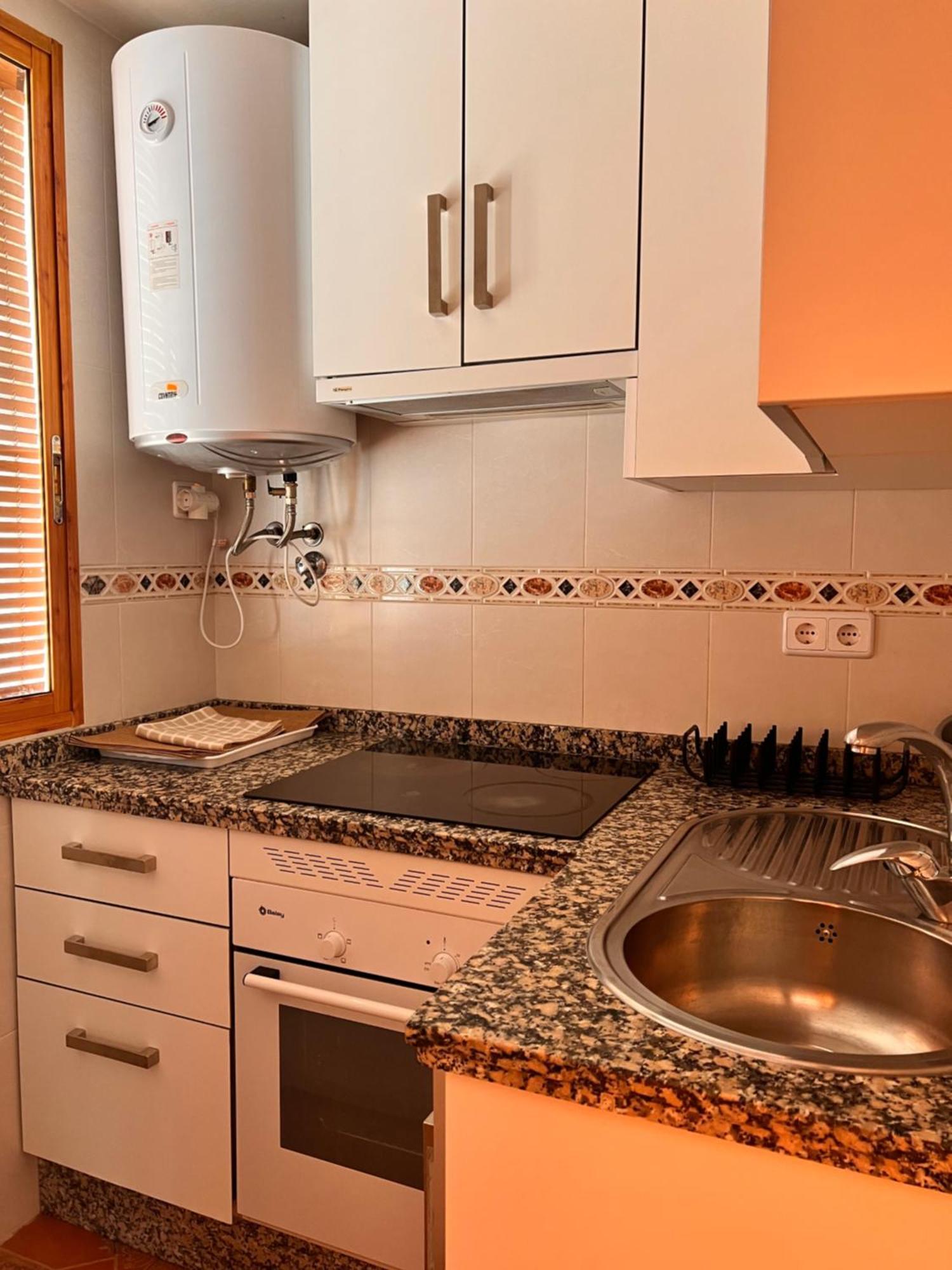 Apartamento La Muralla 2 กอร์โดบา ภายนอก รูปภาพ